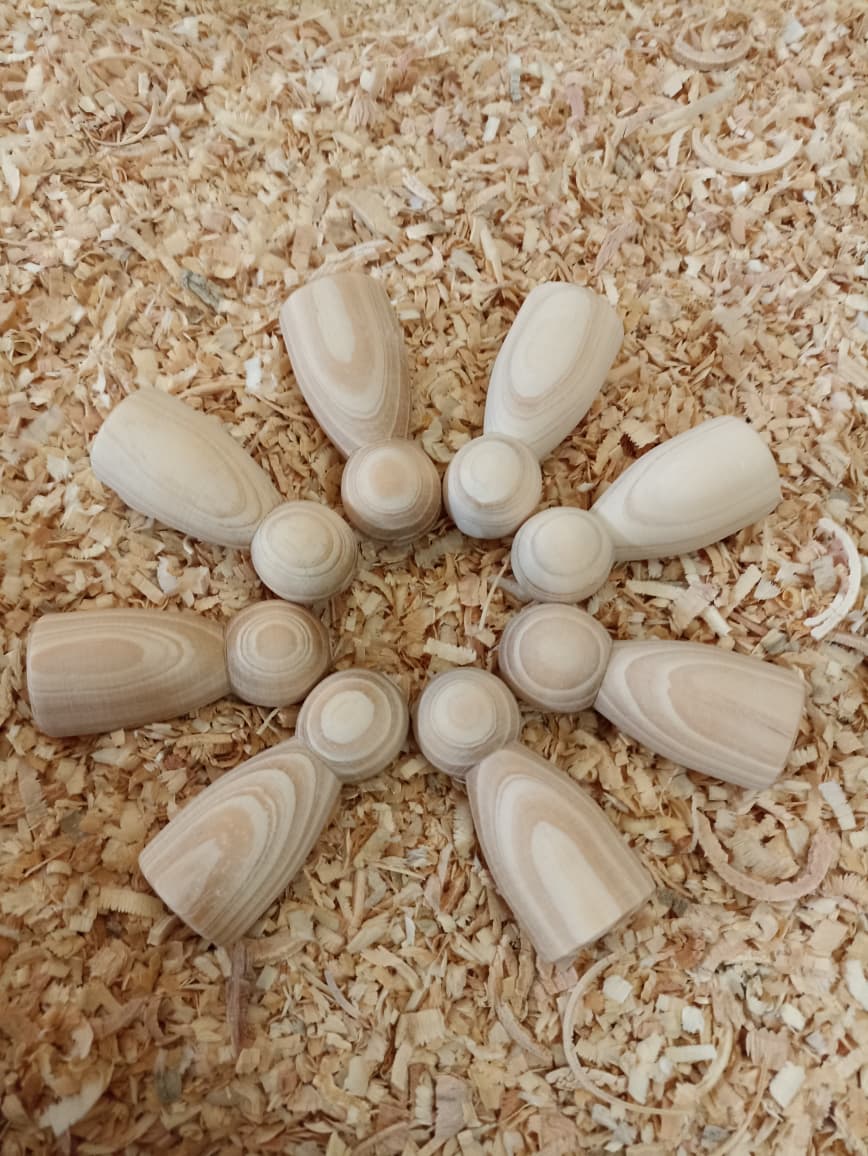 Wooden Peg Doll Pine